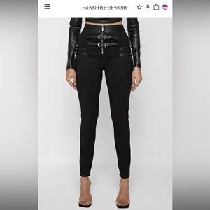 maniere de voir VEGAN SUEDE BUCKLE DETAIL LEGGINGS